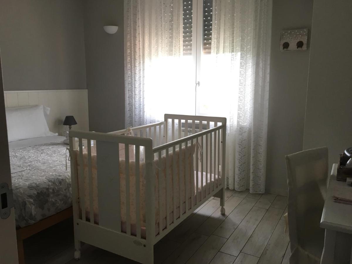 La Terrazza Sul Naviglio B&B Bernate Ticino Eksteriør bilde